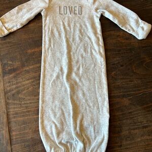 Simple Joys 'Loved' Gown Size 0-3 months